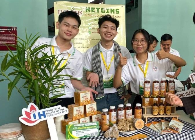 Nhóm bạn trẻ bước đầu gặt hái được thành công từ dự án Gừng sưởi ấm - NetGins